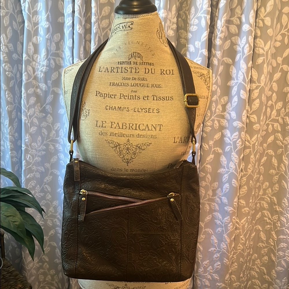 GREAT AMERICAN LEATHER WORKS.          Brown embossed leather crossbody bag